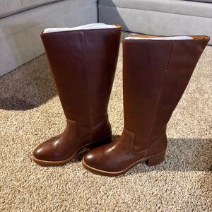 Frye Andrea 14R in Cow Thunder, size 5.5